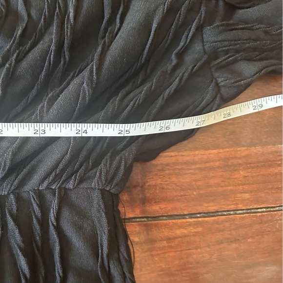 PrettyLittleThing Plus Black Textured Wrap Front Mini Dress NWT Size 22 - Picture 6 of 8